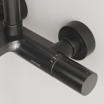 Душевая стойка с термостатическим смесителем и изливом SC9008MB SANCOS Etna черный матовый/Италия — изображение 6