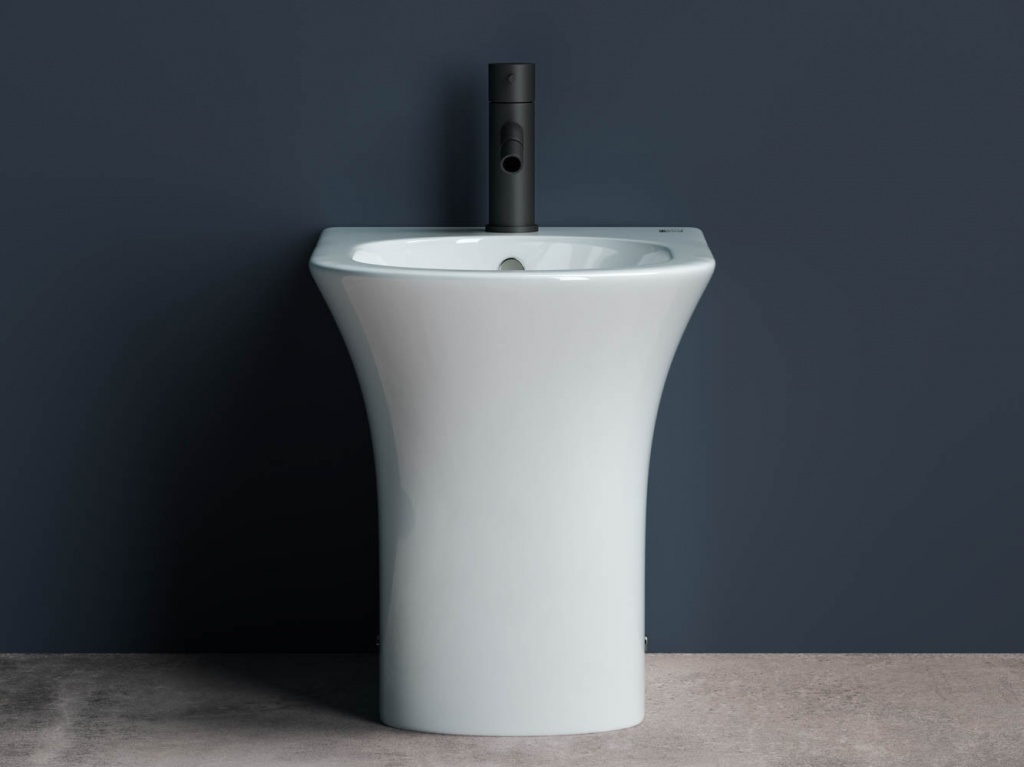 Биде напольное CeramicaNova Star CN1906/Италия