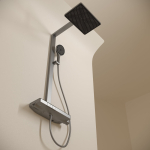 Душевая стойка SANCOS Vos SC6100GG для душа/ванны с термостатическим смесителем/Италия — изображение 4